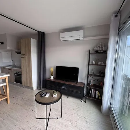 Апартаменты Bel Renove 2 Pieces Avec Clim Et Parking Prive Pour 4 Personnes A Port Camargue - Fr-1-731-153 *