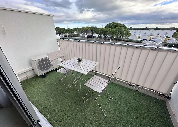 Апартаменты Bel Renove 2 Pieces Avec Clim Et Parking Prive Pour 4 Personnes A Port Camargue - Fr-1-731-153 *